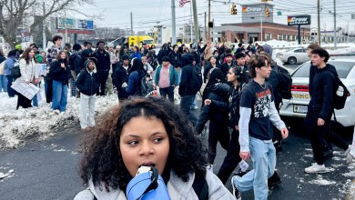 Hundreds of North Central students block traffic in ICE walkout Hundreds of North Central students block traffic in ICE walkout