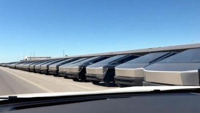 SpaceX Is Buying Up an Unfathomable Number of Cybertrucks SpaceX Is Buying Up an Unfathomable Number of Cybertrucks