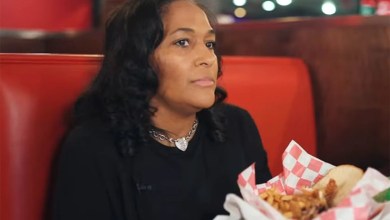 CEO and Heiress of Popular Chicken Chain Dies at 55, Family Says CEO and Heiress of Popular Chicken Chain Dies at 55, Family Says