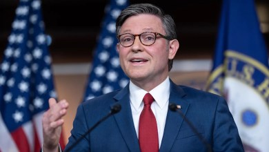 House returns for vote to end the government shutdown after nearly 2 months away House returns for vote to end the government shutdown after nearly 2 months away