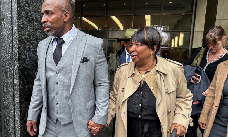 N.Y. man who spent 19 years in prison after buying mom a stove with stolen money order is freed N.Y. man who spent 19 years in prison after buying mom a stove with stolen money order is freed