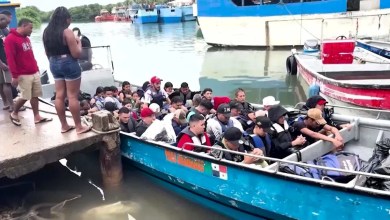 Venezuelans in Panama sail home hoping to find change Venezuelans in Panama sail home hoping to find change