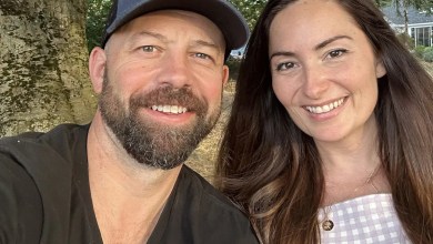 My husband was unemployed for 10 months. He finally landed a job when he turned up at an office with a box of doughnuts. My husband was unemployed for 10 months. He finally landed a job when he turned up at an office with a box of doughnuts.