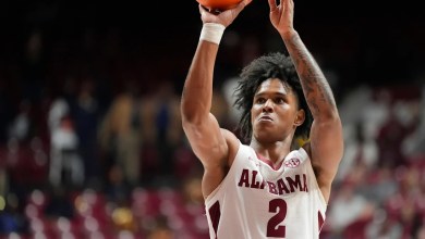 Aden Holloway let drug agents search phone, leading to suspicion of selling Aden Holloway let drug agents search phone, leading to suspicion of selling