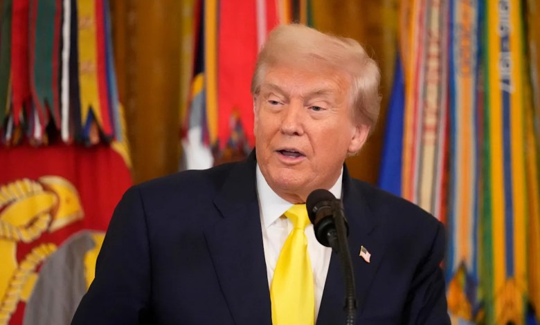 Trump executive order gives politicians control over all federal grants, alarming researchers Trump executive order gives politicians control over all federal grants, alarming researchers