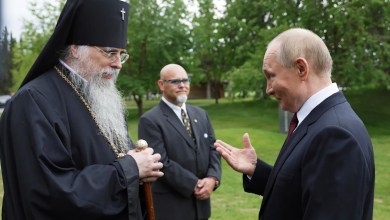 US archbishop’s meeting with Putin denounced as ‘betrayal of Christian witness’ US archbishop’s meeting with Putin denounced as ‘betrayal of Christian witness’