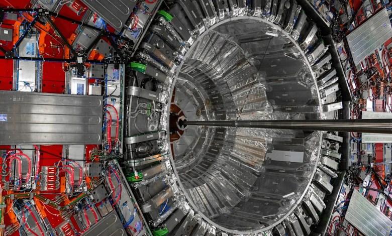 China Stopped Production On The World’s Largest Particle Accelerator China Stopped Production On The World’s Largest Particle Accelerator