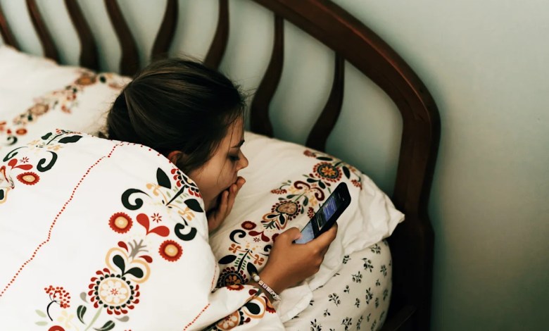 Over half of teens are losing critical sleep to phone use after midnight Over half of teens are losing critical sleep to phone use after midnight