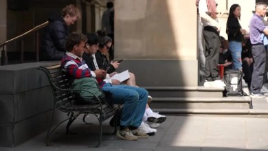 Teens worldwide react to Australia social media ban Teens worldwide react to Australia social media ban