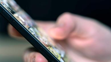 iPhone and Samsung flashlight tricks you should know iPhone and Samsung flashlight tricks you should know