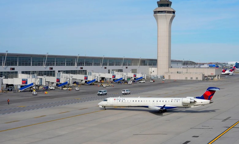 Delta initiates ground stop for Detroit Metro Airport flights Delta initiates ground stop for Detroit Metro Airport flights