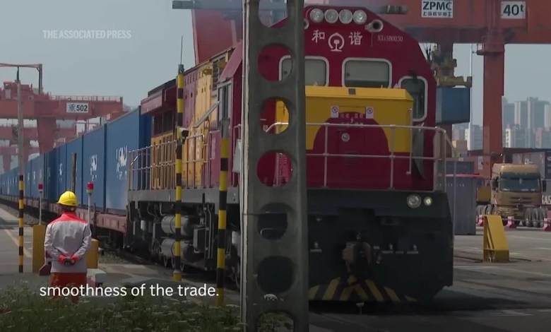 China’s landmark inland trade hub sees surge in goods transport after truce in tariff war with US China’s landmark inland trade hub sees surge in goods transport after truce in tariff war with US