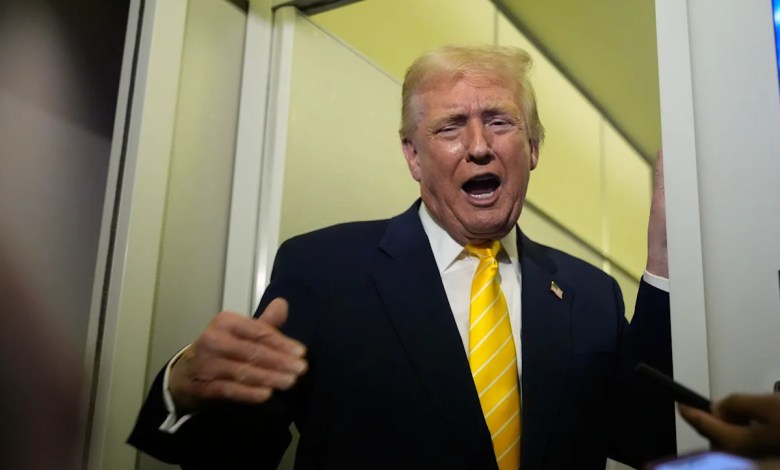 Justice Department quietly replaced ‘identical’ Trump signatures on recent pardons Justice Department quietly replaced ‘identical’ Trump signatures on recent pardons