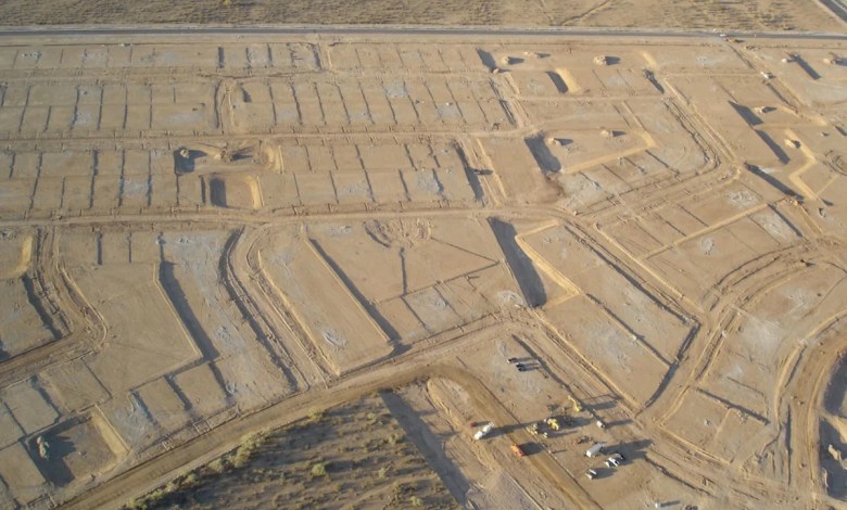 Residents outraged as wealthy buyers shell out millions for empty dirt lots: ‘Most exclusive luxury community’ Residents outraged as wealthy buyers shell out millions for empty dirt lots: ‘Most exclusive luxury community’