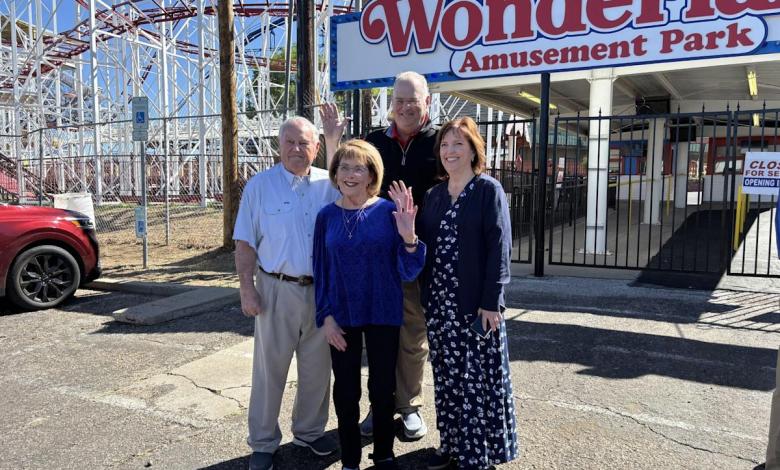 Wonderland Park cuts ribbon to begin new era of WOWing crowds Wonderland Park cuts ribbon to begin new era of WOWing crowds