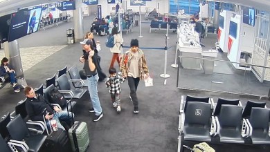 Video shows Minnesota dad and boy were flown on Delta to ICE detention in Texas Video shows Minnesota dad and boy were flown on Delta to ICE detention in Texas