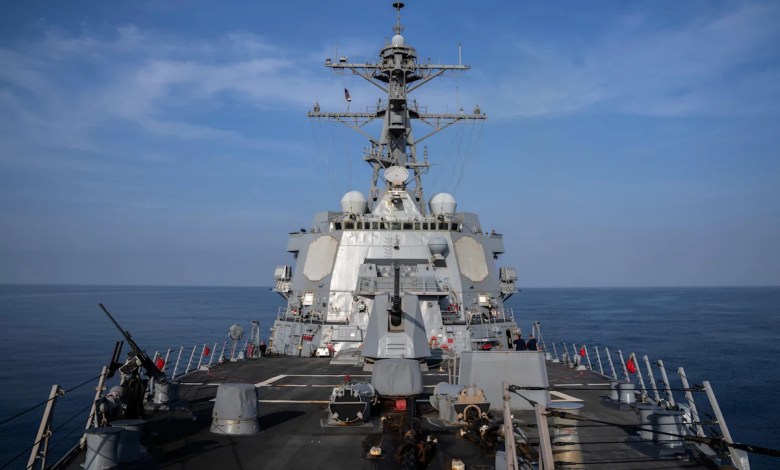 US destroyers head toward waters off Venezuela as Trump aims to pressure drug cartels US destroyers head toward waters off Venezuela as Trump aims to pressure drug cartels