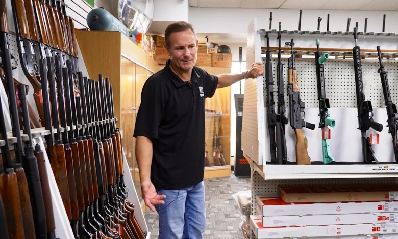 Gun store owner says shooter who killed 2 schoolchildren showed no warning signs before attack Gun store owner says shooter who killed 2 schoolchildren showed no warning signs before attack