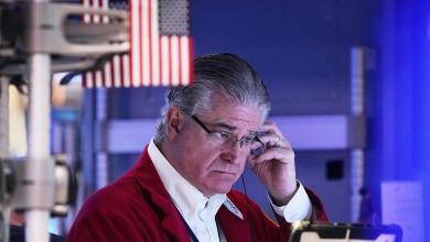 S&P 500, Nasdaq fall for 2nd day as tech slides on AI worries with Google earnings ahead S&P 500, Nasdaq fall for 2nd day as tech slides on AI worries with Google earnings ahead