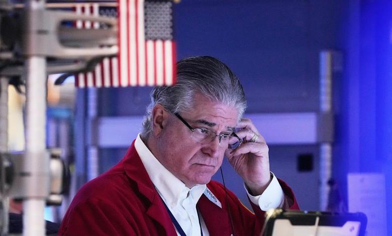 S&P 500, Nasdaq fall for 2nd day as tech slides on AI worries with Google earnings ahead S&P 500, Nasdaq fall for 2nd day as tech slides on AI worries with Google earnings ahead