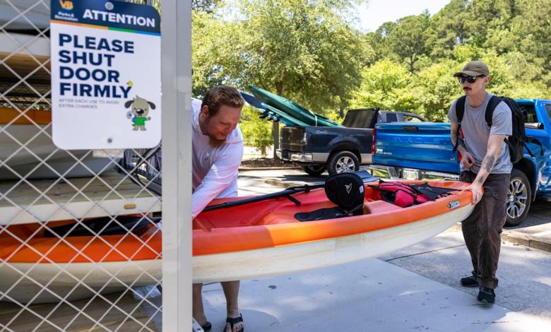 Candy bars, soda and… kayaks? New Virginia Beach vending machines sell something more. Candy bars, soda and… kayaks? New Virginia Beach vending machines sell something more.