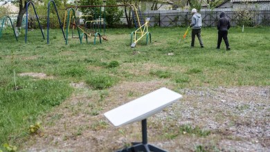 Ukrainian forces say Russian troops paid them for a fake Starlink service that instead revealed battlefield locations Ukrainian forces say Russian troops paid them for a fake Starlink service that instead revealed battlefield locations