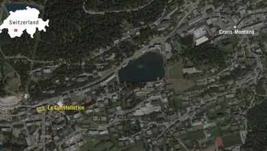 Waitress paraded sparkler-topped champagne bottle through bar seconds before blaze Waitress paraded sparkler-topped champagne bottle through bar seconds before blaze