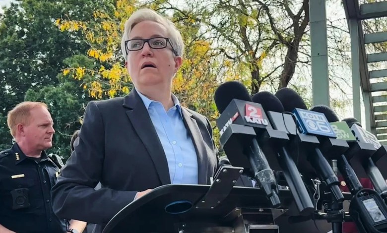 Oregon’s governor declares emergency to ensure the state gets enough fuel after pipeline leak Oregon’s governor declares emergency to ensure the state gets enough fuel after pipeline leak
