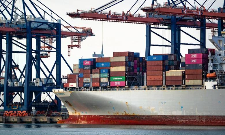 EU Official Says Bloc to Explore Asia Pacts as US Tariffs Loom EU Official Says Bloc to Explore Asia Pacts as US Tariffs Loom