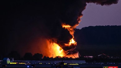 At least 7 dead after UPS plane crashes during takeoff at Louisville airport At least 7 dead after UPS plane crashes during takeoff at Louisville airport