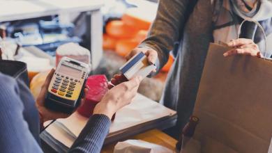 Consumer spending is ‘a tale of two wallets,’ economist explains Consumer spending is ‘a tale of two wallets,’ economist explains