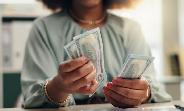 The 5 Best Places To Invest Your Cash When Interest Rates Fall The 5 Best Places To Invest Your Cash When Interest Rates Fall