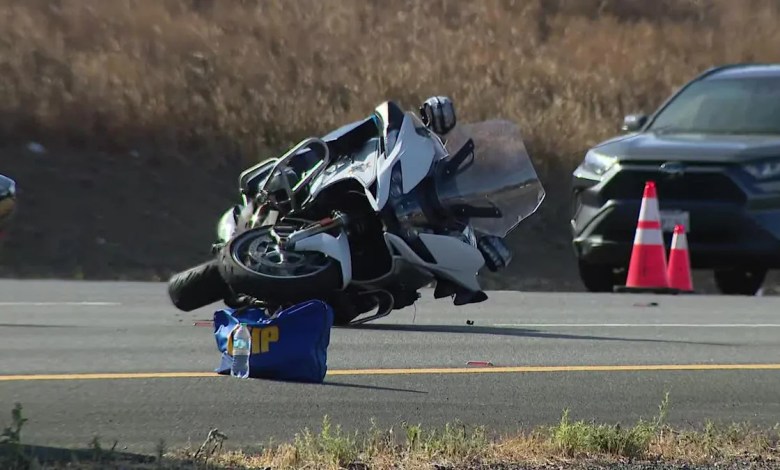 Tesla crashes into CHP motorcycle officer, ejecting him from bike, causing I-280 backup Tesla crashes into CHP motorcycle officer, ejecting him from bike, causing I-280 backup
