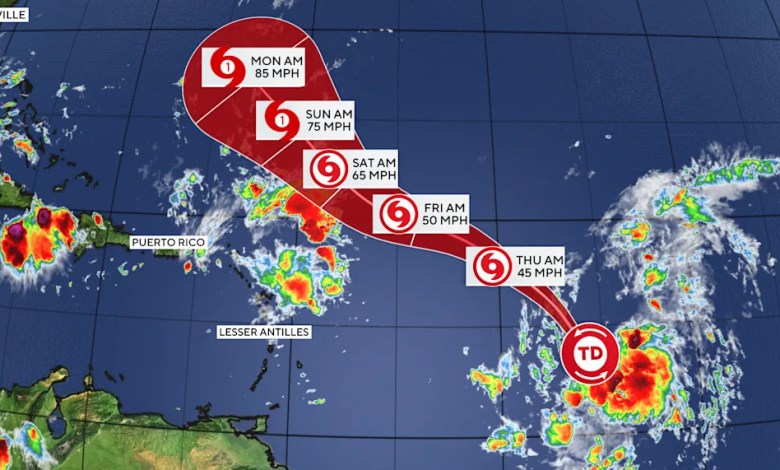 Maps show the forecast track of Tropical Storm Gabrielle Maps show the forecast track of Tropical Storm Gabrielle