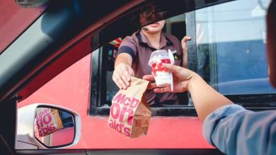 This Best-Selling McDonald’s Menu Item Outsells Every Burger And Nugget This Best-Selling McDonald’s Menu Item Outsells Every Burger And Nugget