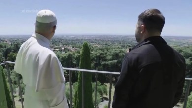 Pope Leo hosts Ukraine's Zelenskyy at summer residence in Castel Gandolfo Pope Leo hosts Ukraine's Zelenskyy at summer residence in Castel Gandolfo