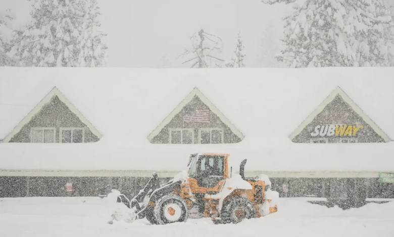 Crews hope to resume recovery of 8 bodies from California avalanche after days of dangerous weather Crews hope to resume recovery of 8 bodies from California avalanche after days of dangerous weather
