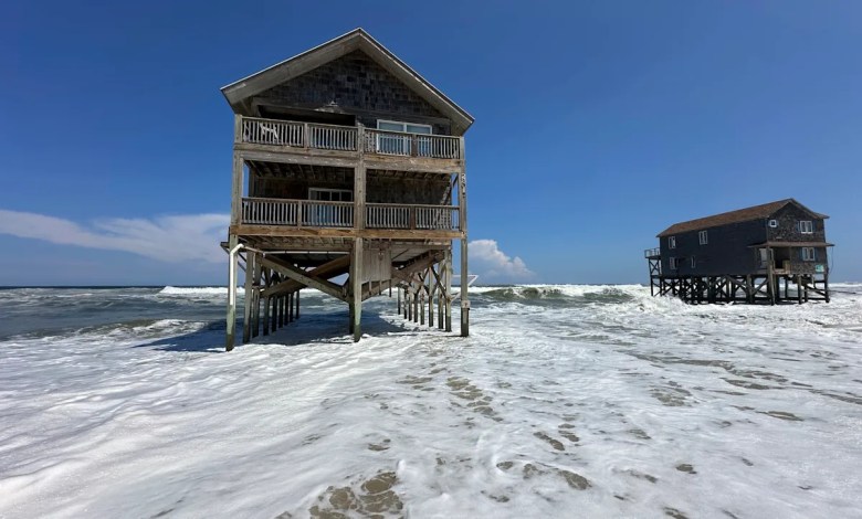 2 more beachfront homes near collapse as a hurricane waves pound North Carolina’s Outer Banks 2 more beachfront homes near collapse as a hurricane waves pound North Carolina’s Outer Banks