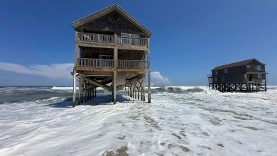 2 more beachfront homes near collapse as a hurricane waves pound North Carolina’s Outer Banks 2 more beachfront homes near collapse as a hurricane waves pound North Carolina’s Outer Banks