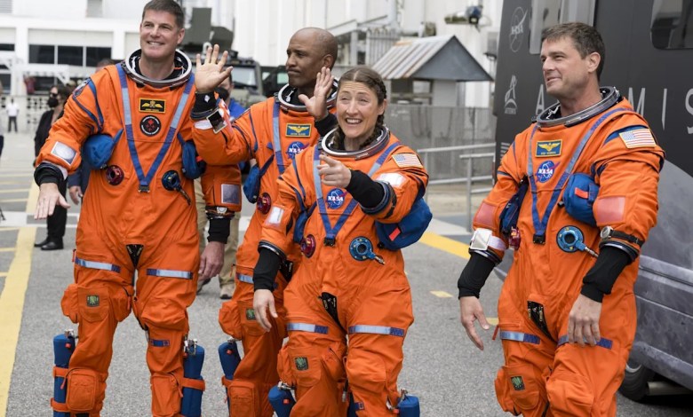 Astronauts face toilet trouble on Moon mission Astronauts face toilet trouble on Moon mission