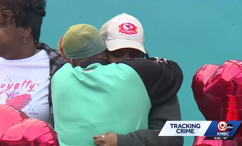 Family, friends mourn women killed in weekend Kansas City nightclub shooting Family, friends mourn women killed in weekend Kansas City nightclub shooting