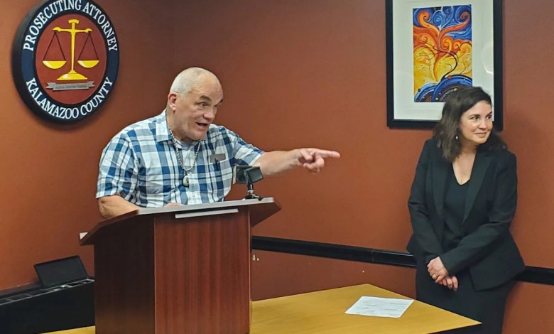 Man wrongly convicted of killing 2 Michigan hunters in 1990 agrees to .25M settlement Man wrongly convicted of killing 2 Michigan hunters in 1990 agrees to .25M settlement