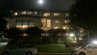 Man arrested in suspicion of stealing, watching women shower at UC Berkeley sorority house: police Man arrested in suspicion of stealing, watching women shower at UC Berkeley sorority house: police