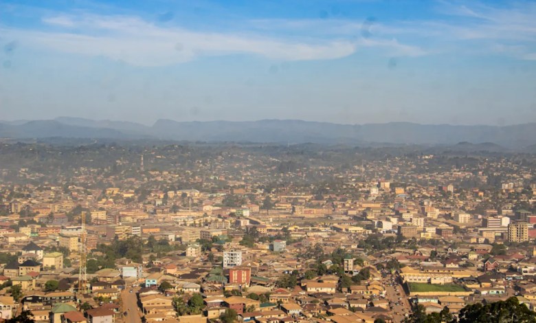US Army major in Virginia is charged with plotting to assist separatist fighters in Cameroon US Army major in Virginia is charged with plotting to assist separatist fighters in Cameroon