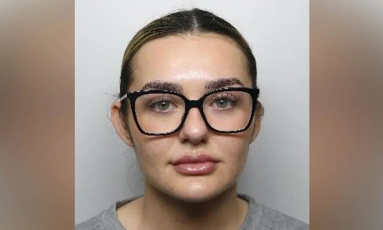 ‘Infatuated’ officer jailed over sex with inmate ‘Infatuated’ officer jailed over sex with inmate