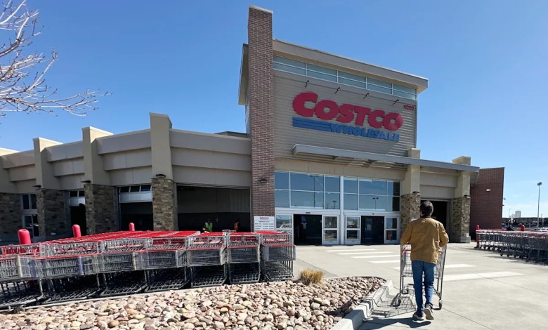 Lululemon files lawsuit against Costco, claims company is selling ‘dupes’ of some of its products Lululemon files lawsuit against Costco, claims company is selling ‘dupes’ of some of its products