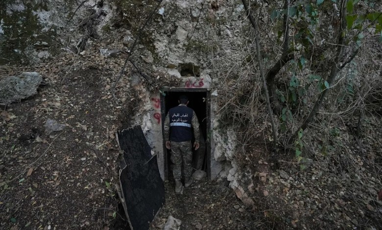 Lebanese army boosts its presence along border with Israel, dismantling Hezbollah posts Lebanese army boosts its presence along border with Israel, dismantling Hezbollah posts