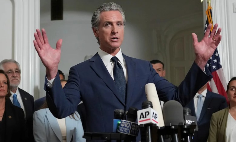 In scathing rant, MSNBC host erupts at GOP and Democrat who ‘wants to own’ Trump In scathing rant, MSNBC host erupts at GOP and Democrat who ‘wants to own’ Trump