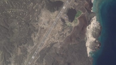 A mysterious airstrip built on a Yemeni island comes as Houthi rebels are increasingly squeezed A mysterious airstrip built on a Yemeni island comes as Houthi rebels are increasingly squeezed