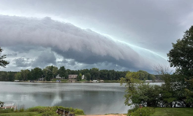 Thunderstorm warnings, flood watches issued for southeastern Wisconsin Thunderstorm warnings, flood watches issued for southeastern Wisconsin